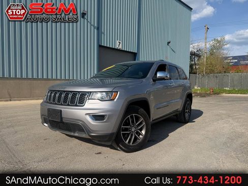 Used 2018 Jeep Grand Cherokee Limited AWD/4WD image 1