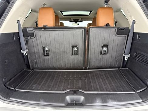 Used 2023 Nissan Pathfinder Platinum AWD/4WD image 29
