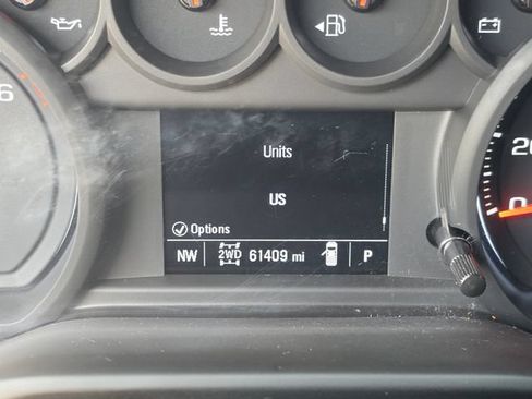 Used 2022 Chevrolet Silverado 1500 Custom AWD/4WD image 34