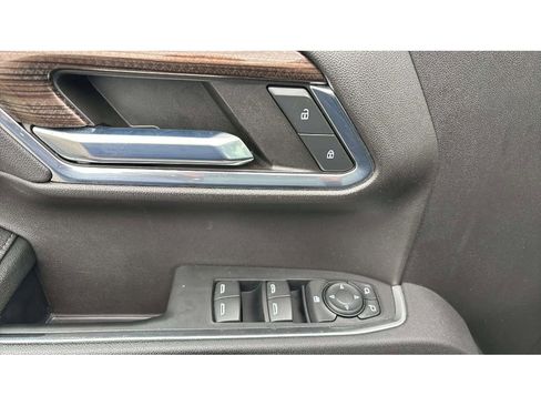Used 2023 Chevrolet Silverado 1500 LT image 18