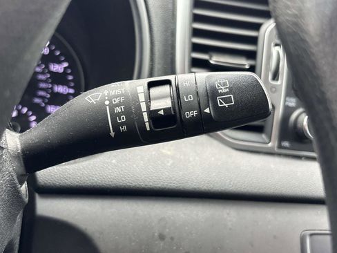 Used 2018 Kia Sportage LX image 18