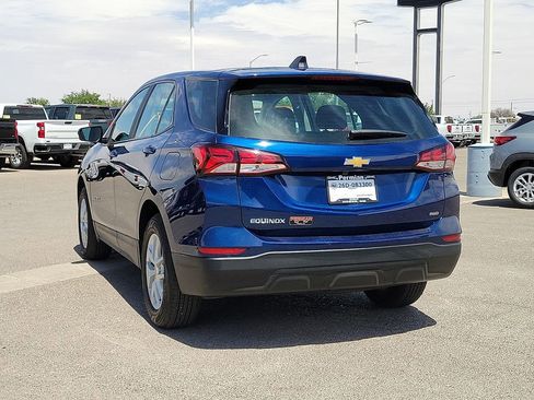 Used 2022 Chevrolet Equinox LS AWD/4WD image 8