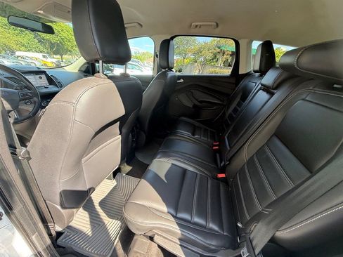 Used 2019 Ford Escape SEL AWD/4WD image 24