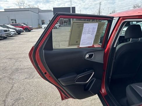 Certified 2023 Kia Soul LX image 16