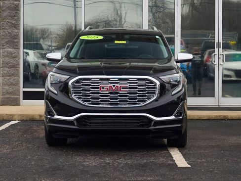 Used 2018 GMC Terrain Denali w/ Advanced Safety Package image 10