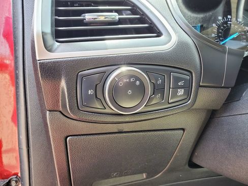 Used 2022 Ford Edge SEL w/ Convenience Package AWD/4WD image 18