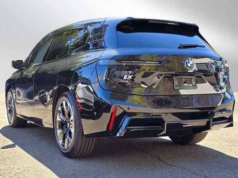 New 2026 BMW iX xDrive45 w/ M Sport Package image 5