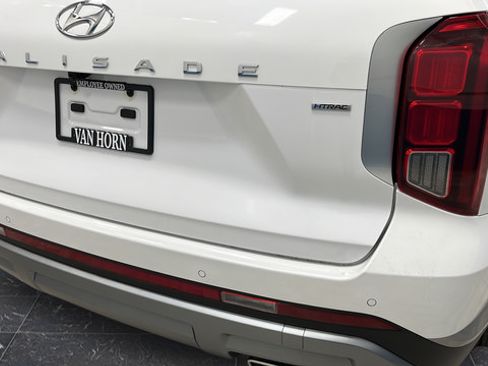 Used 2025 Hyundai Palisade SEL AWD/4WD image 39
