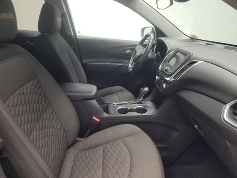 Used 2021 Chevrolet Equinox LT image 21