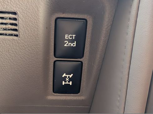 Used 2020 Lexus GX 460 Premium w/ Premium Package AWD/4WD image 30