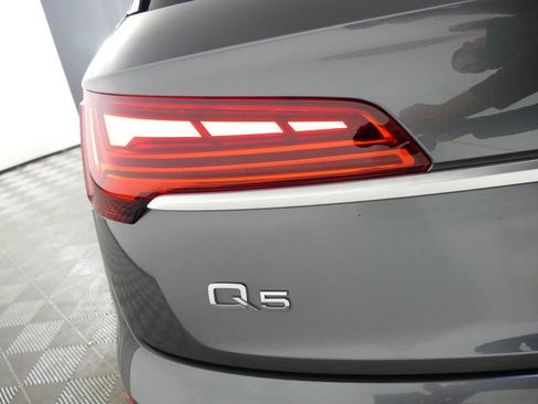Used 2023 Audi Q5 e Premium Plus w/ Premium Plus Package AWD/4WD image 2