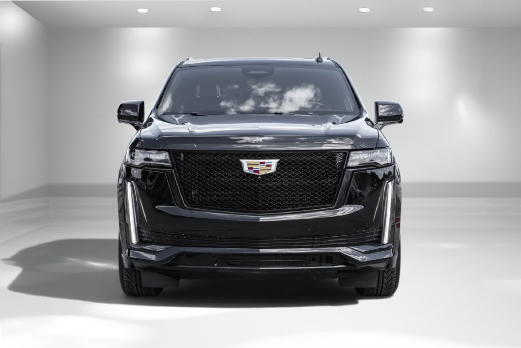 Used 2021 Cadillac Escalade Premium Luxury Platinum AWD/4WD image 4