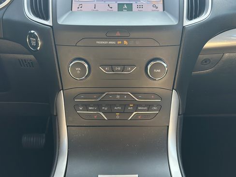 Used 2019 Ford Edge SEL w/ Equipment Group 201A FWD image 21