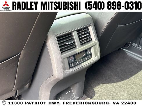 Used 2023 Volkswagen Atlas SEL Premium AWD/4WD image 13
