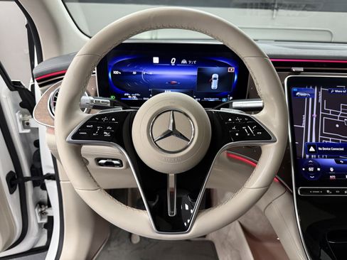 Used 2023 Mercedes-Benz EQS 450+ SUV image 26