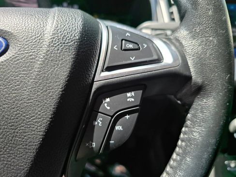 Used 2020 Ford Edge SEL FWD image 27