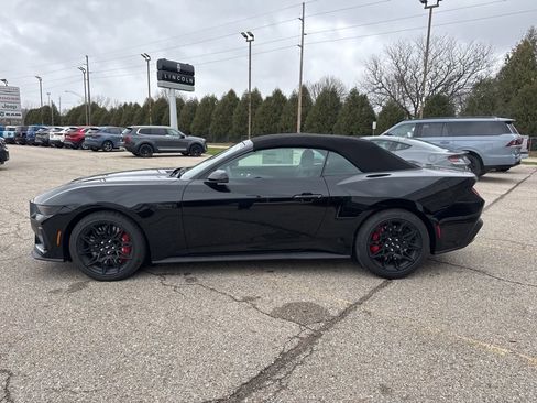 New 2026 Ford Mustang GT Premium w/ GT Performance Package RWD image 4