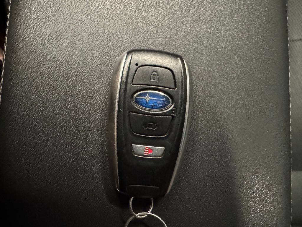 Used 2019 Subaru Outback 2.5i Limited AWD/4WD image 18