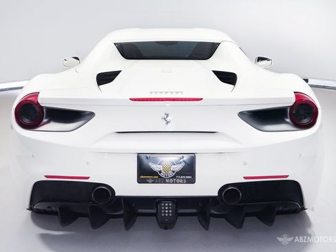 Used 2019 Ferrari 488 Spider RWD image 7