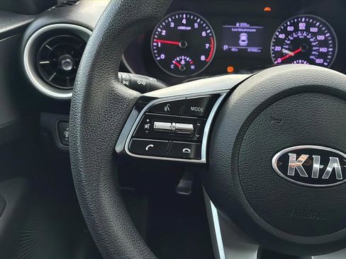 Used 2020 Kia Forte Sedan FWD image 25