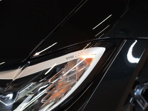 Used 2022 BMW i4 eDrive40 RWD image 24