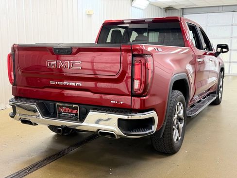Used 2022 GMC Sierra 1500 SLT w/ SLT Premium Plus Package AWD/4WD image 7