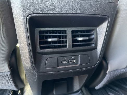 Used 2024 Chevrolet Colorado ZR2 w/ Technology Package AWD/4WD image 43