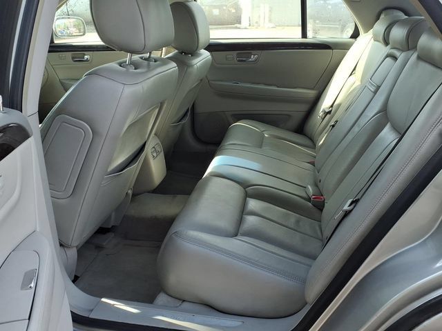 Used 2008 Cadillac DTS FWD image 6