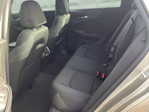 Used 2024 Chevrolet Malibu LT image 15