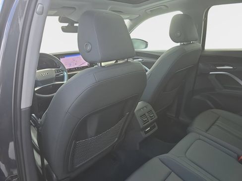 Certified 2025 Audi Q5 Premium w/ Convenience Package AWD/4WD image 10