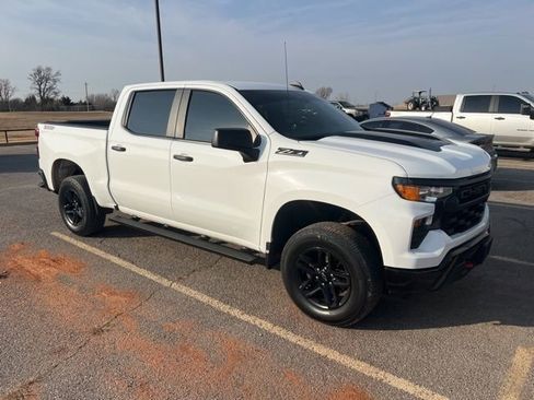 Used 2024 Chevrolet Silverado 1500 Custom Trail Boss w/ LPO, Dark Essentials Package image 1