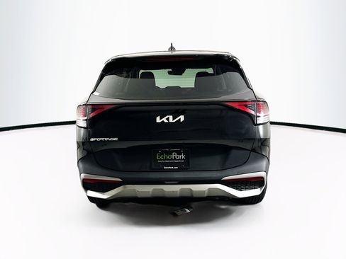 Used 2024 Kia Sportage LX image 7