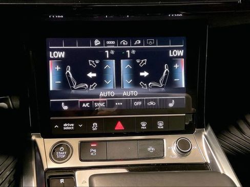 Used 2023 Audi e-tron Premium w/ Convenience Plus Package AWD/4WD image 32