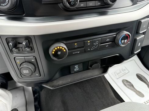 Used 2022 Ford F150 XLT w/ Trailer Tow Package image 26