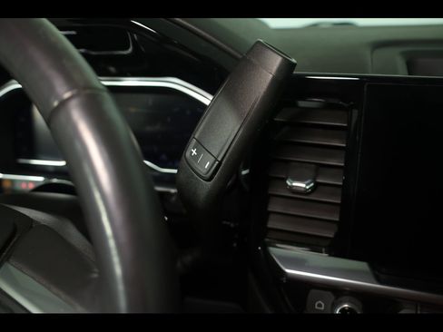 Used 2022 Chevrolet Silverado 1500 LT w/ Protection Package image 30