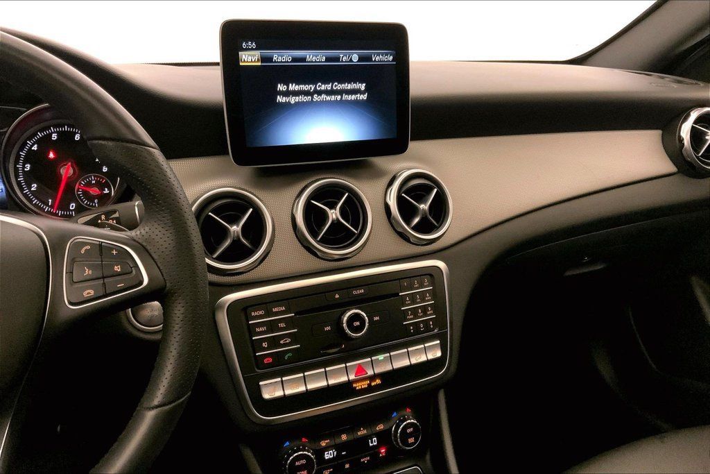 Used 2019 Mercedes-Benz GLA 250 4MATIC image 5