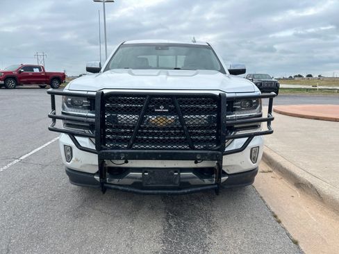Used 2017 Chevrolet Silverado 1500 High Country AWD/4WD image 2