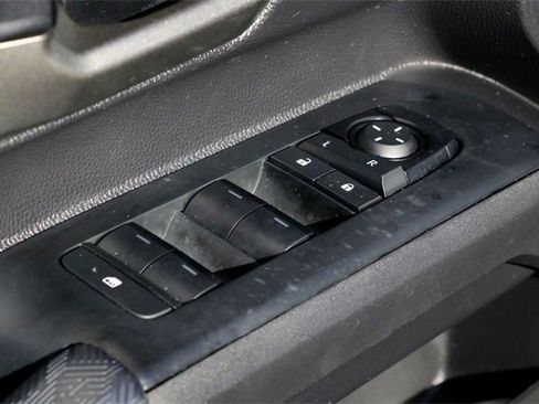 Used 2024 Toyota Tacoma Limited image 23