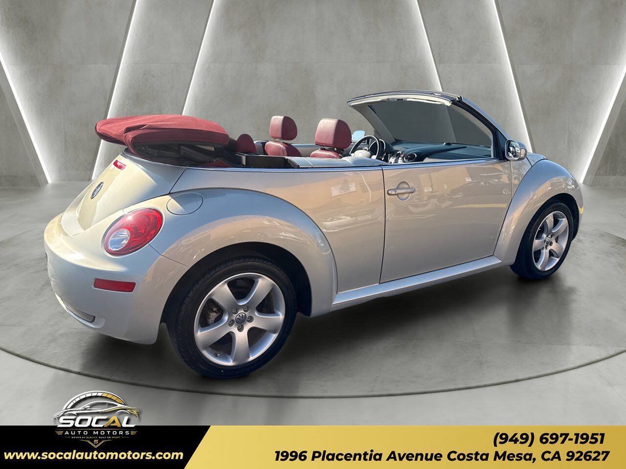 Used 2009 Volkswagen Beetle Blush FWD image 5
