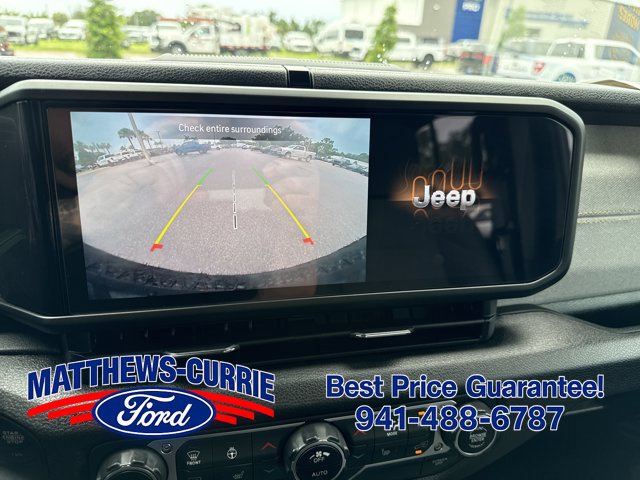 Used 2025 Jeep Wrangler Unlimited Sport AWD/4WD image 17