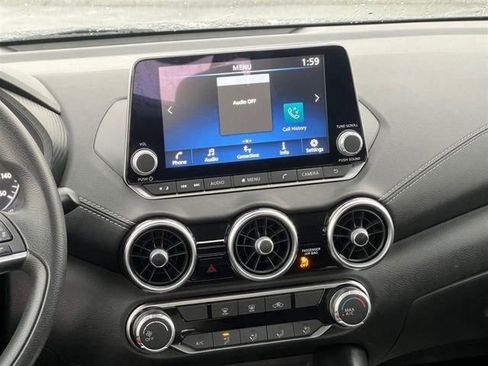 Used 2024 Nissan Sentra SV image 18