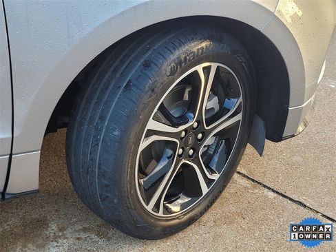 Used 2023 Ford Edge ST image 6