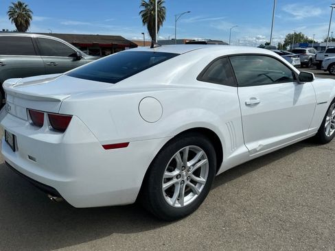Used 2013 Chevrolet Camaro LT RWD image 4