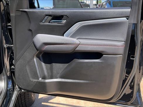 Certified 2024 Chevrolet Colorado Z71 w/ LPO, Skid Plate Package AWD/4WD image 21