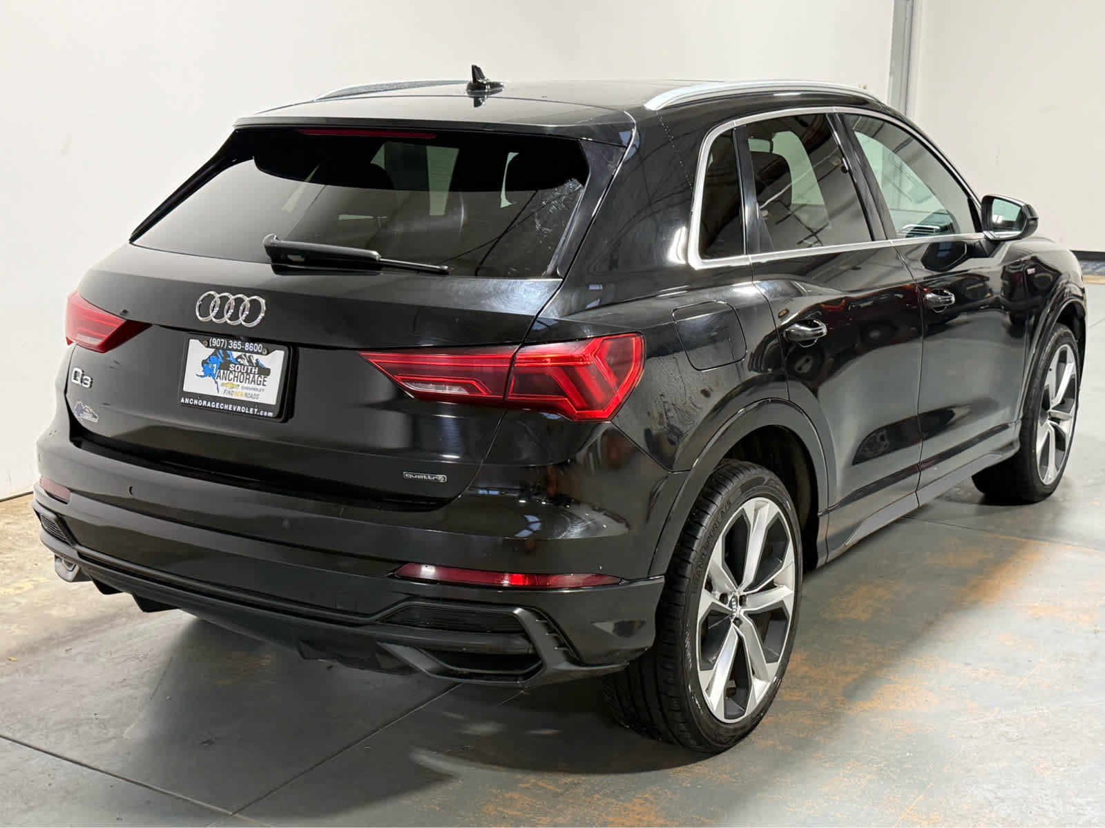 Used 2020 Audi Q3 2.0T Premium Plus w/ Premium Plus Package AWD/4WD image 7