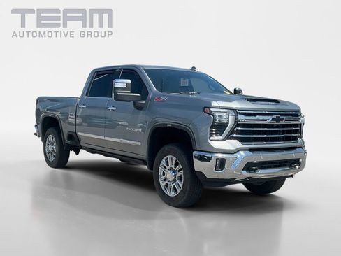 Used 2024 Chevrolet Silverado 2500 LTZ w/ LTZ Premium Package AWD/4WD image 1