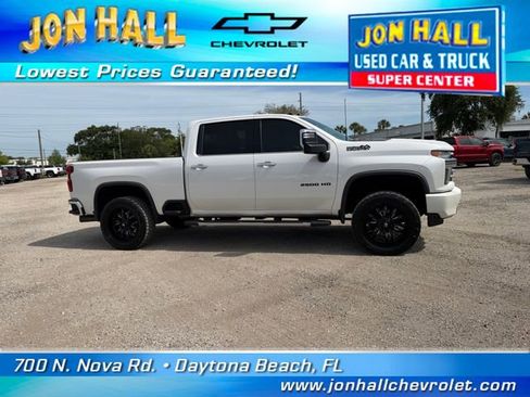 Used 2021 Chevrolet Silverado 2500 High Country w/ Z71 Off-Road Package AWD/4WD image 17
