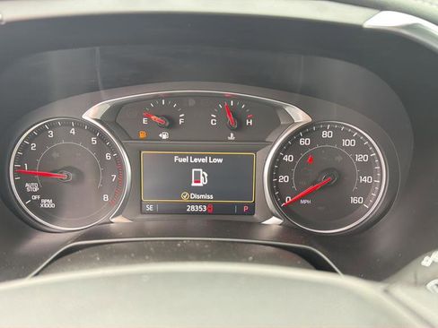 Used 2025 Chevrolet Blazer LT FWD image 10