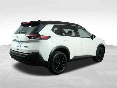 Used 2023 Nissan Rogue SV w/ SV Premium B Package AWD/4WD image 10