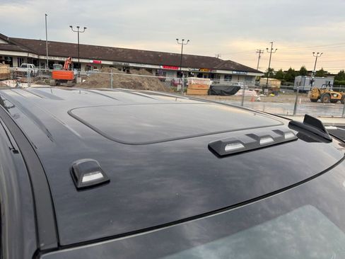 Used 2024 GMC Sierra 2500 Denali w/ Denali Reserve Package image 30